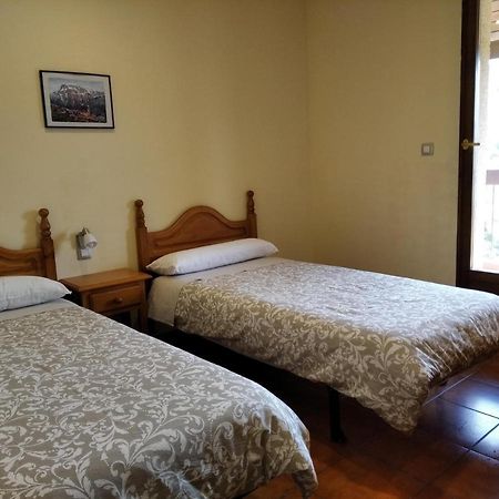 Belsué Casa Rural Lo Ferrero旅馆 外观 照片